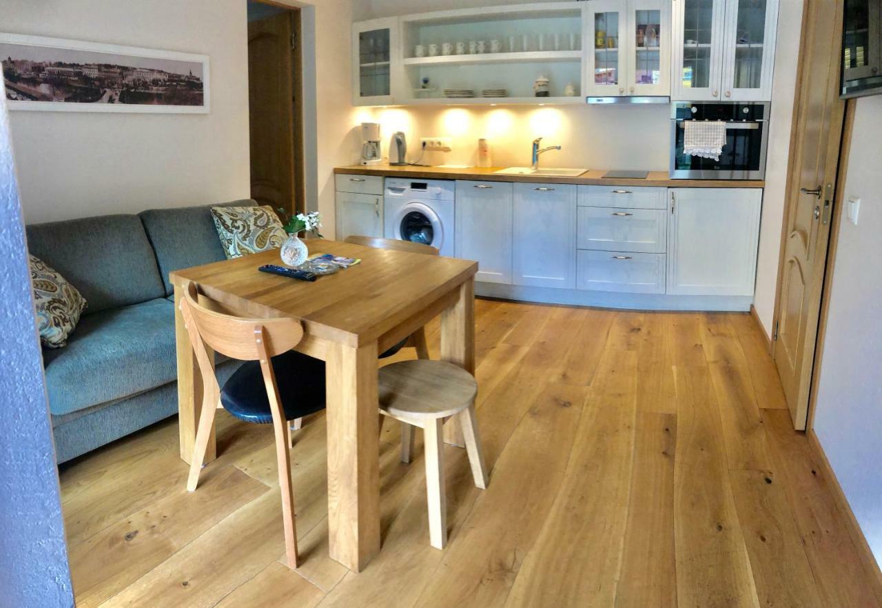 Alexander Apartments Тарту Екстериор снимка